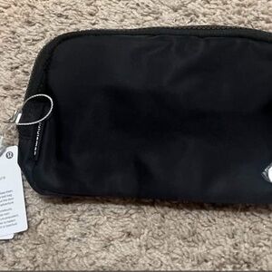 Lululemon Athletica Black Everywhere  Belt Bag 1L